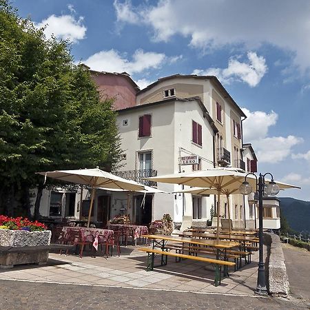 Albergo Ristorante Leso Bosco Chiesanuova Extérieur photo